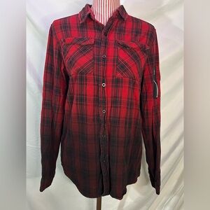 Carbon Red & Black Plaid Ombré Button Up Flannel Shirt Indie Grunge Skater Sz M